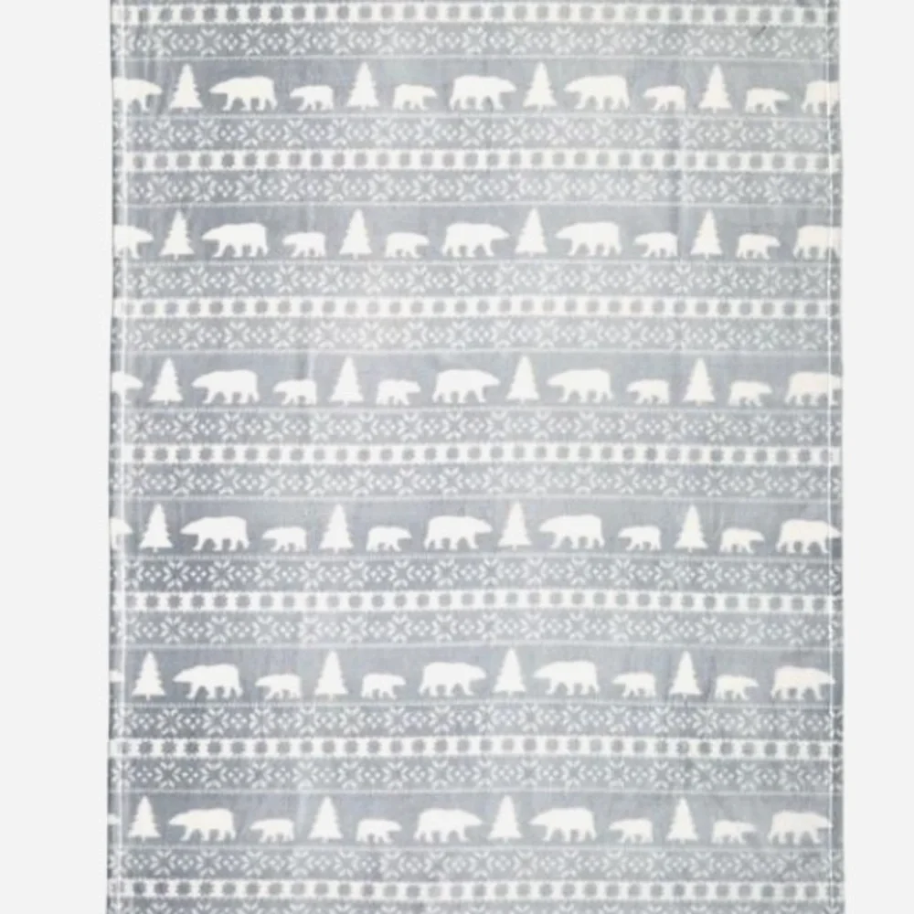 Vera Bradley Beary Merry Throw Blanket, Gray 80x50
